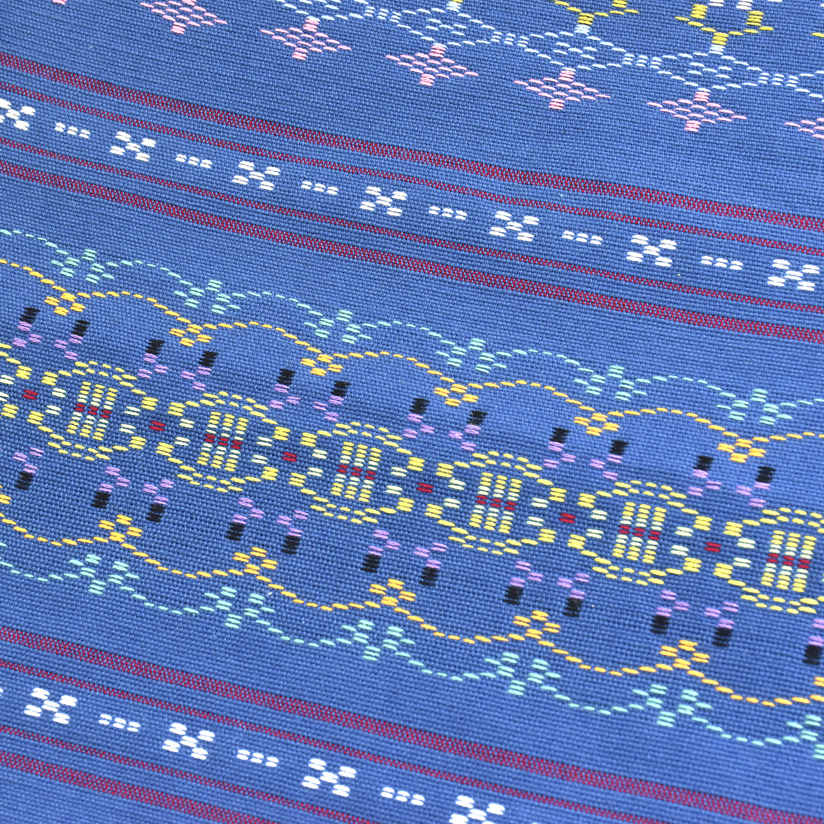 Hanaori Large Table Center