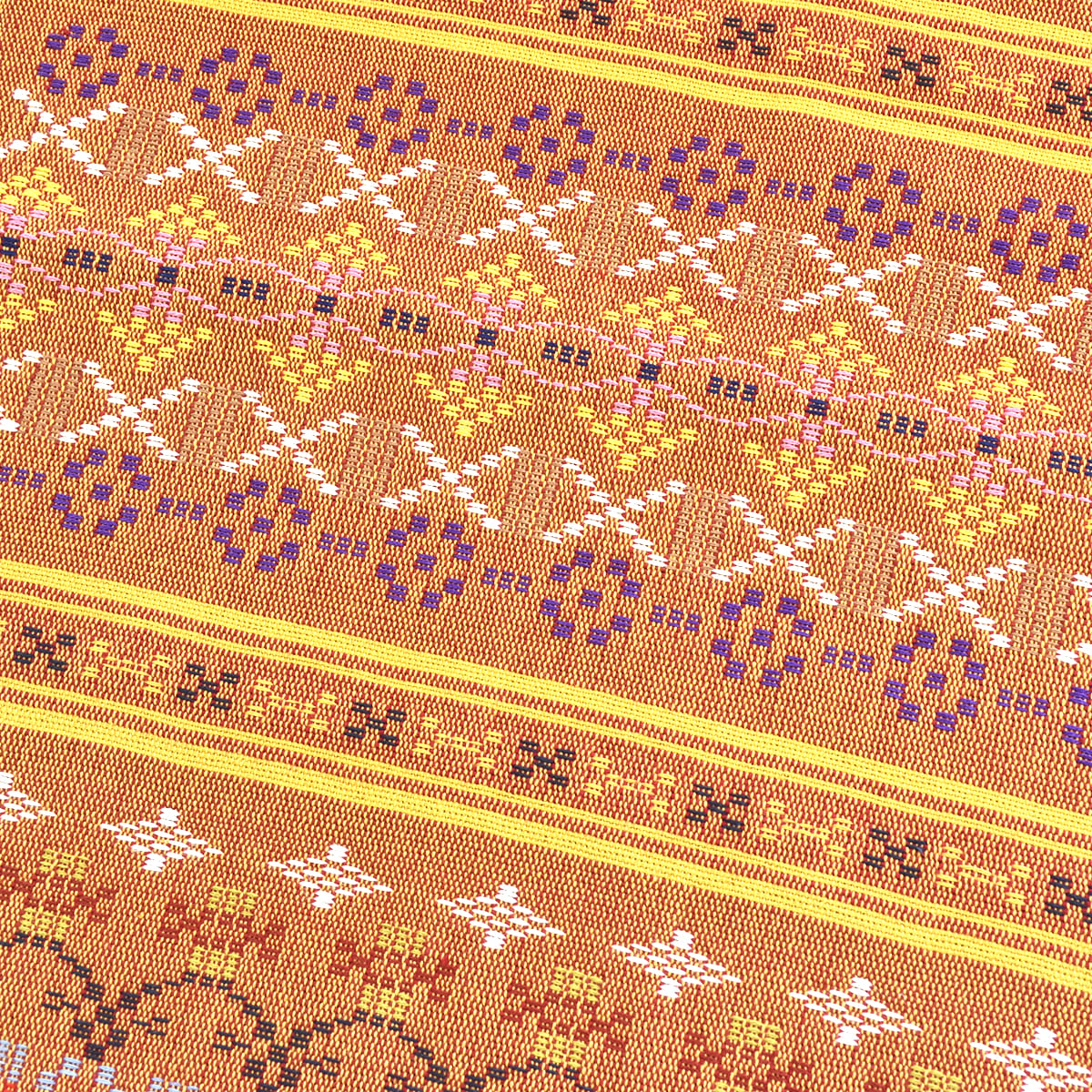 Hanaori Large Table Center