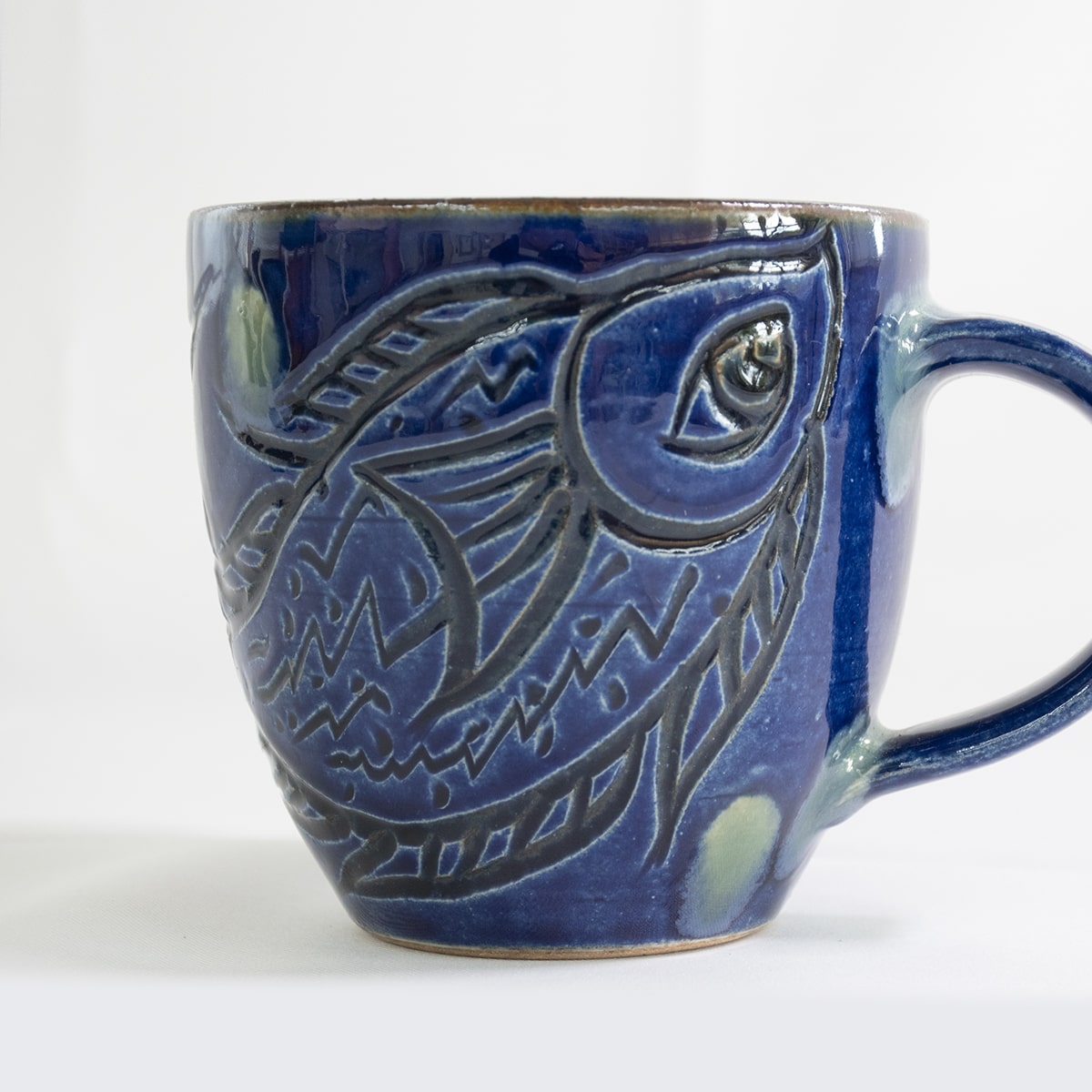 Bier-Becher mit Fischmuster