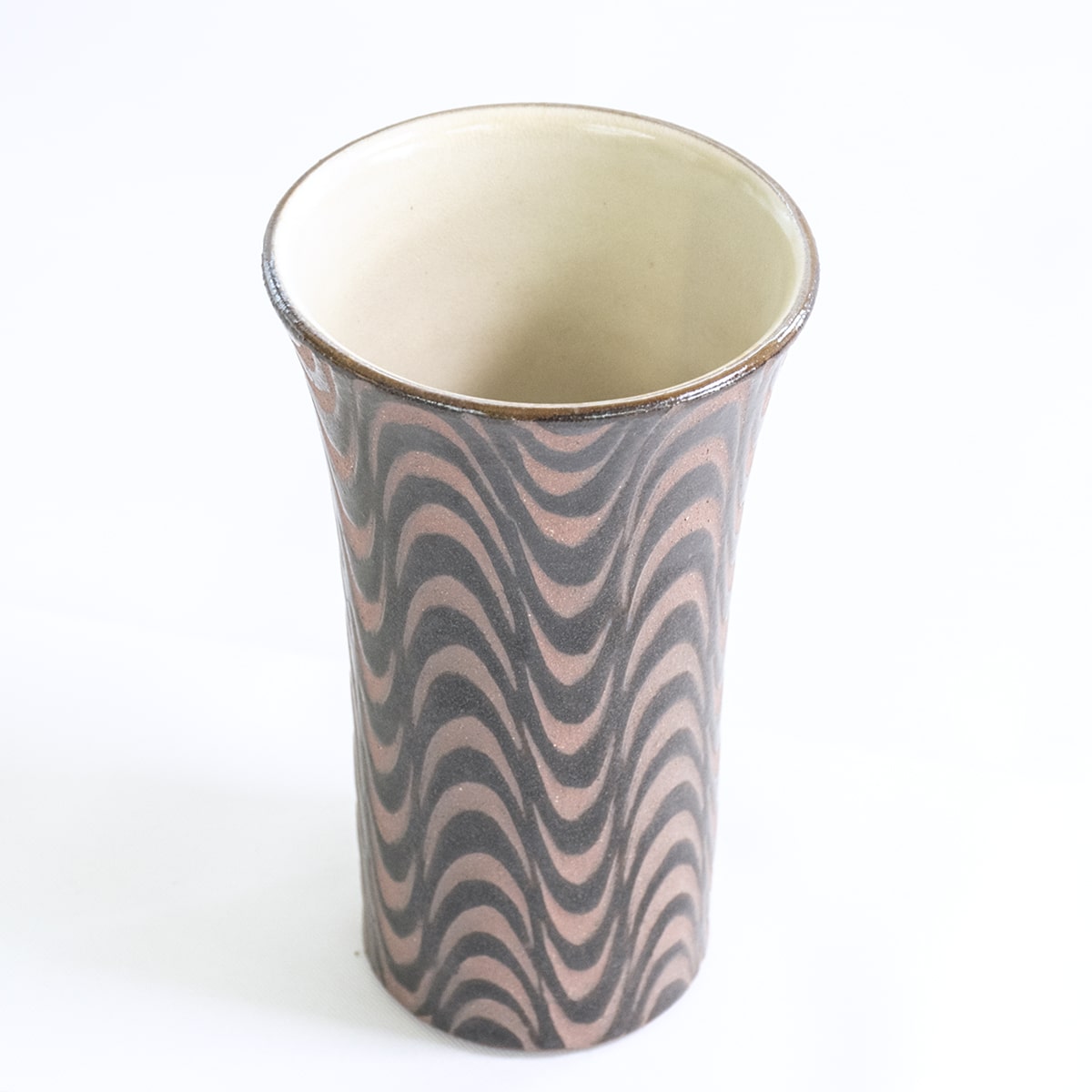 Kero (Black Ripple Glaze)