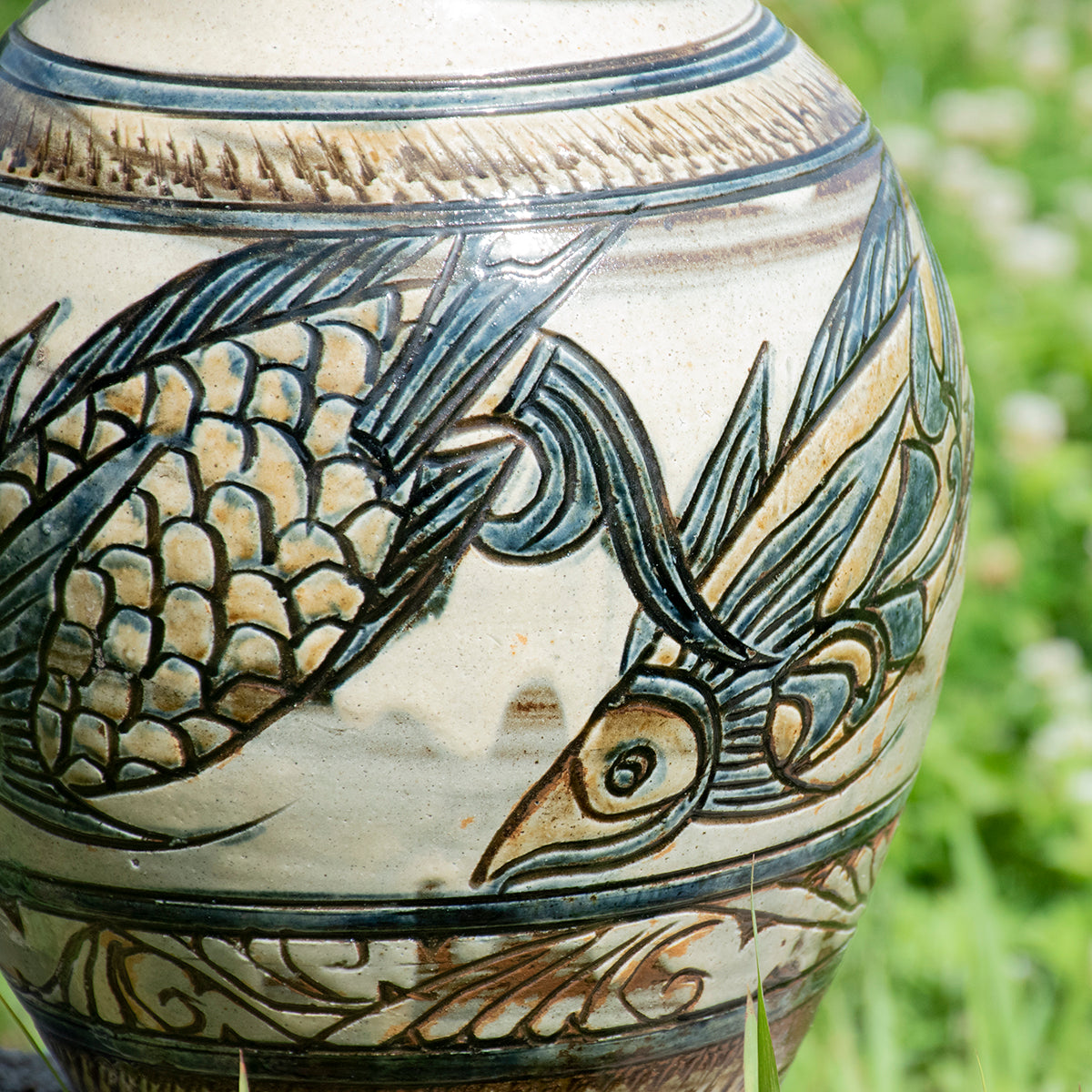Patterned Jar from Okinawa - Jiro Kinjo (one of a kind)