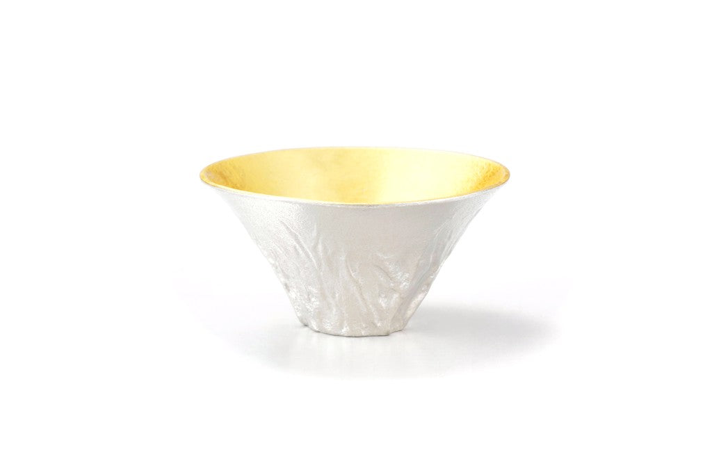 Goldener Sake-Becher - Nousaku