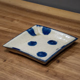 Laden Sie das Bild im Galerie-Viewer, Kleine quadratische Teller aus Okinawa (4er-Set)